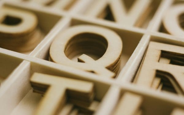 Conception et design Wordpress WooCommerce - La Fabrique de Blogs Montréal police google blogue scaled